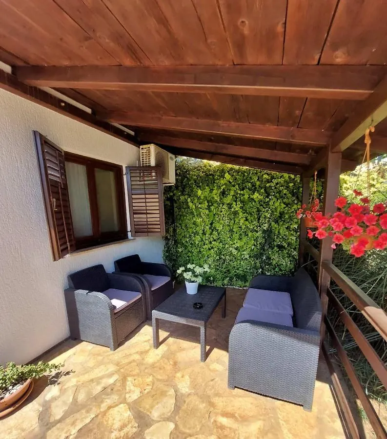 The Big Smile Apartments Pula