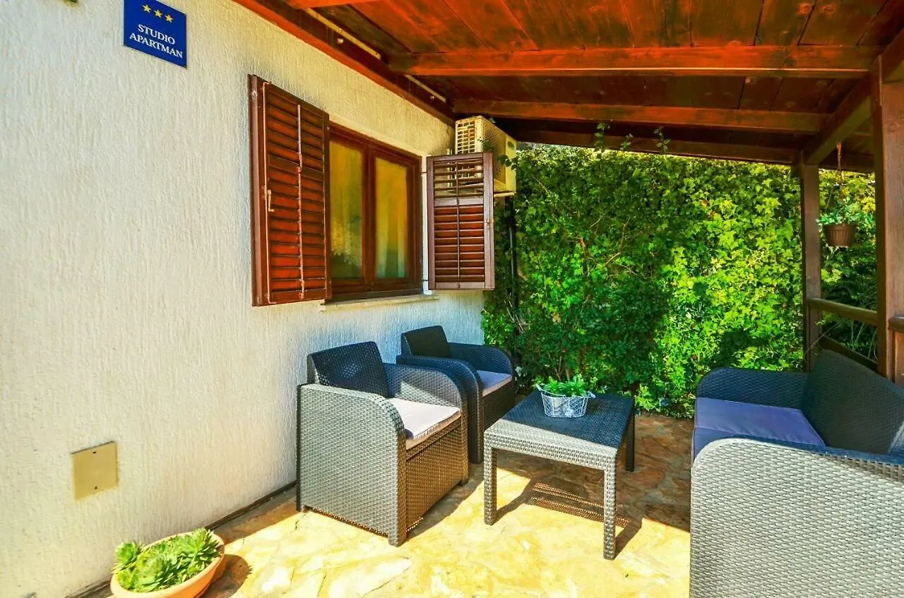 The Big Smile Apartments Pula Croatia