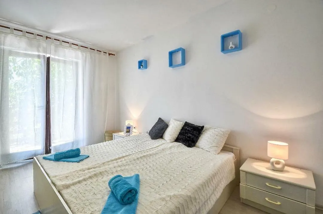 The Big Smile Apartments Pula
